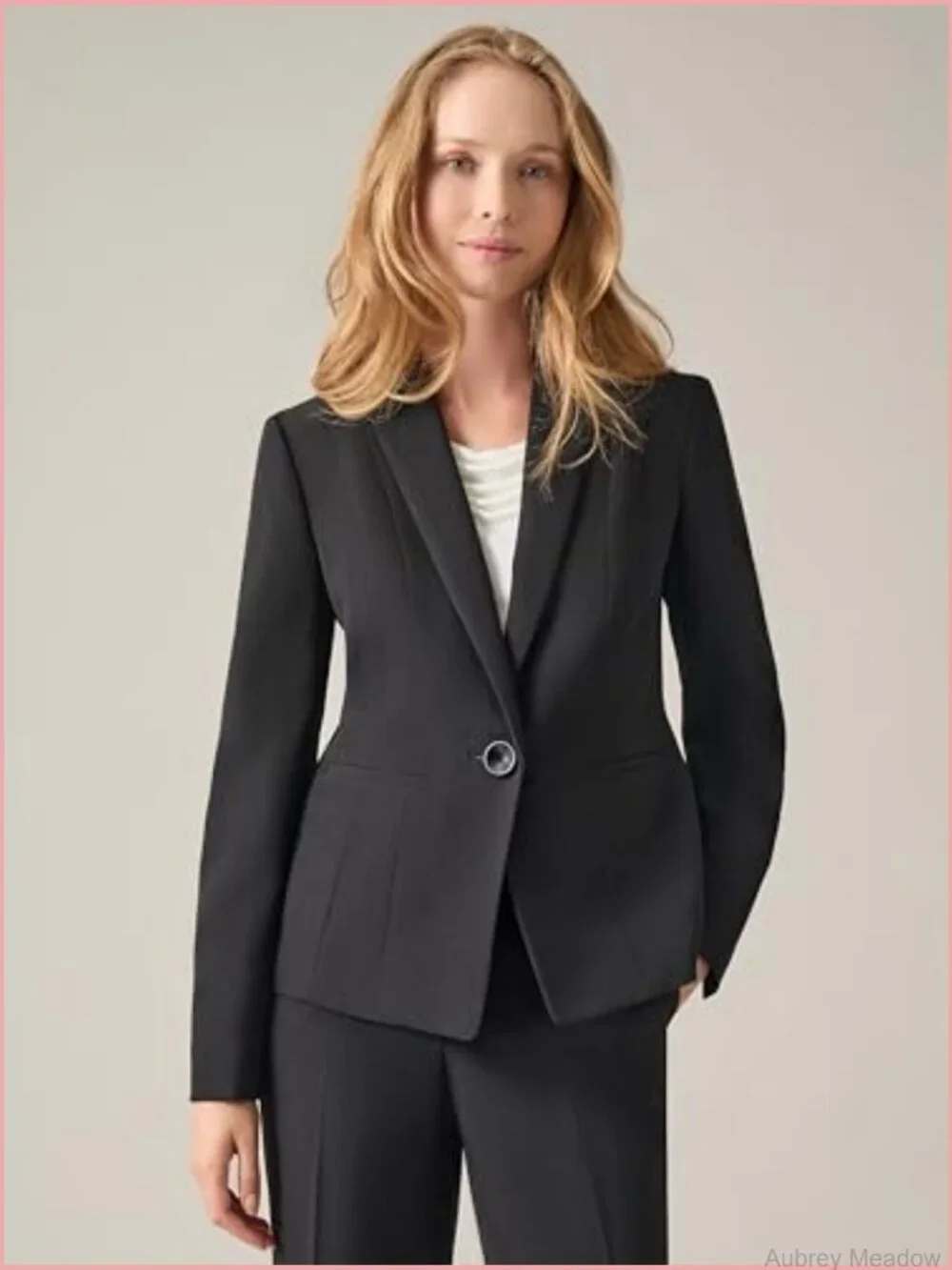 Women's Stretch Crepe Blazer with Notched Collar - Classic Fit
